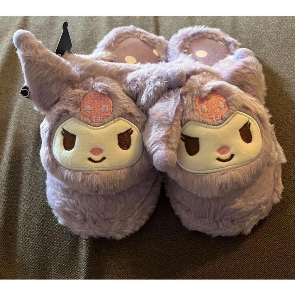 Plush slippers